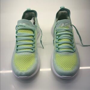 APL Techloom Breeze Like Sneakers